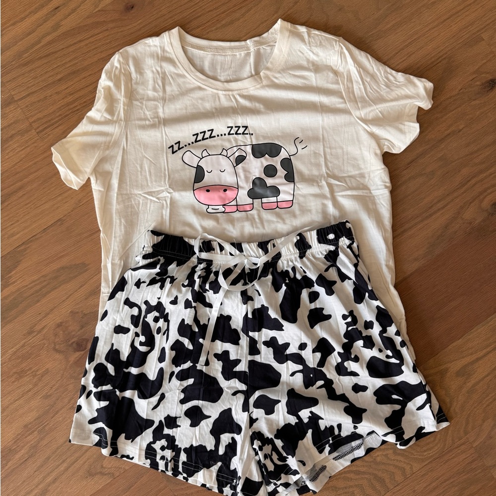 Trendy Cow Print Lounge Set pajama